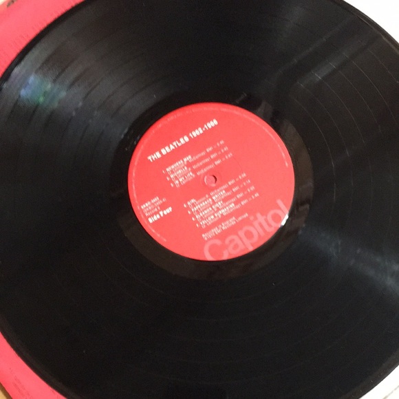 ❤️❤️❤️The Beatles Red Album 1962-1966🎸🎸🎸 - Picture 4 of 4